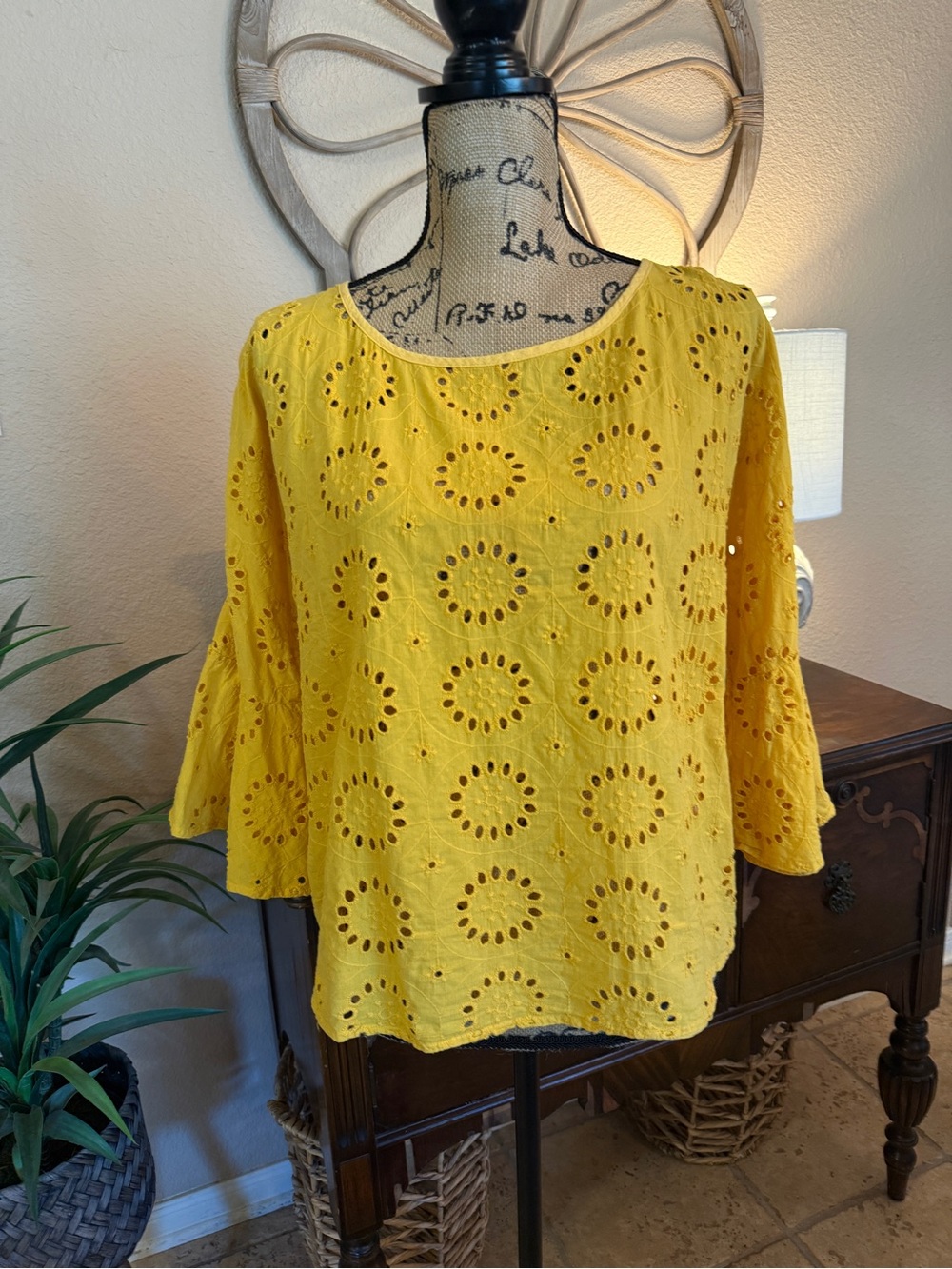 N.Y. & Co. Yellow Eyelet Bell-Sleeve Women’s Top